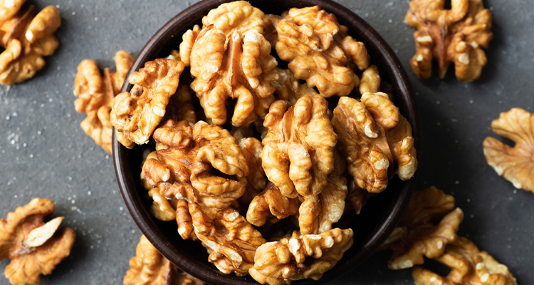 عکس مغز گردو درجه یک